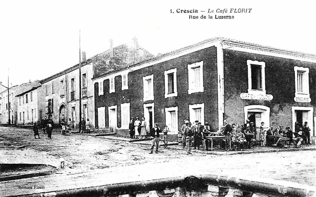 2078- Crescia - Cafe Florit.jpg